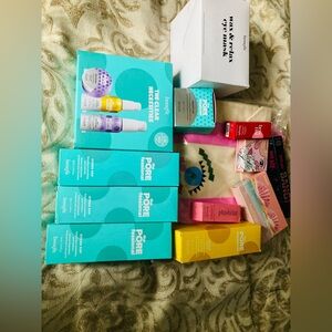 Benefit set brand new